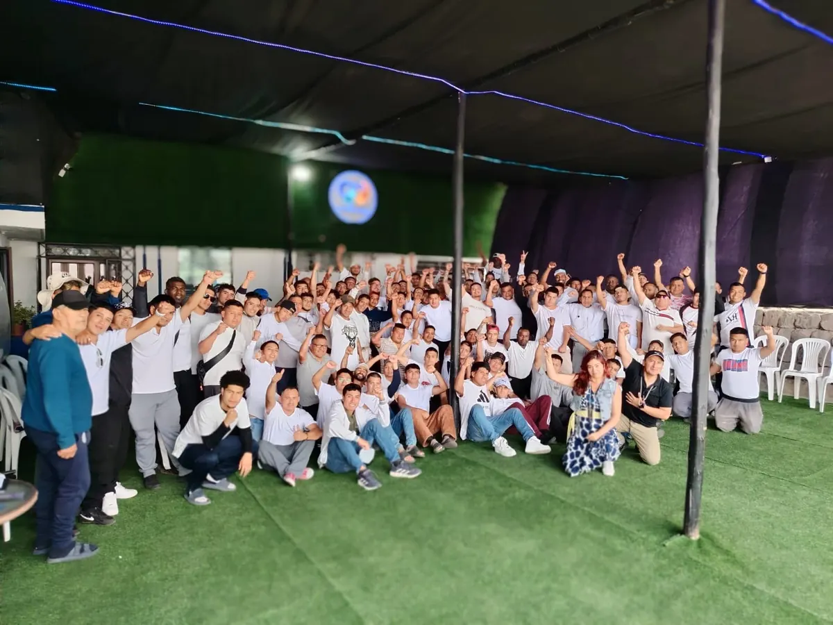 La comunidad de la fundación reunida